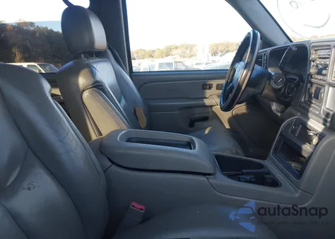 2004 Chevrolet Suburban 1500 Z71 from USA, damaged, VIN 3GNFK16T34G189487